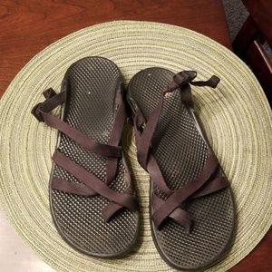 Black Chacos